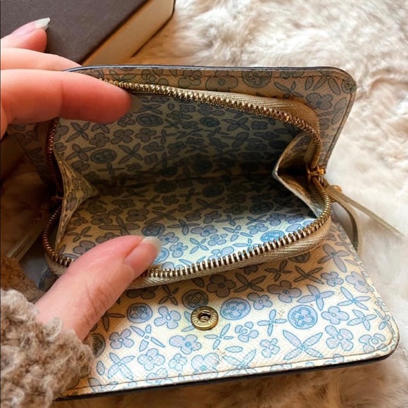 💕SOLD!!💕*RARE* Louis Vuitton Insolite Coin Wallet Fleuri Print - Picture 5 of 8